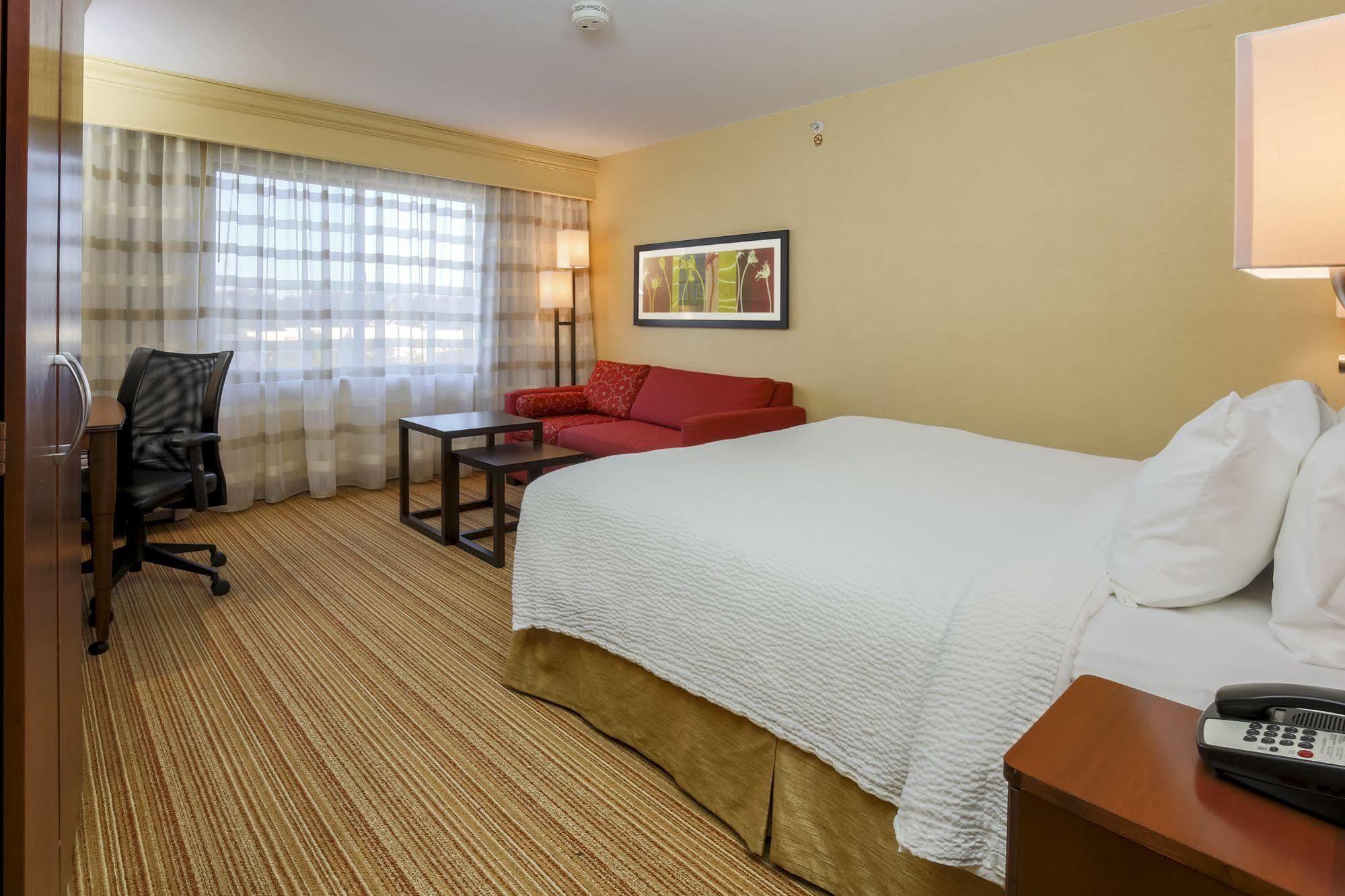 Hotel Courtyard By Marriott Potomac Mills Woodbridge Exteriér fotografie